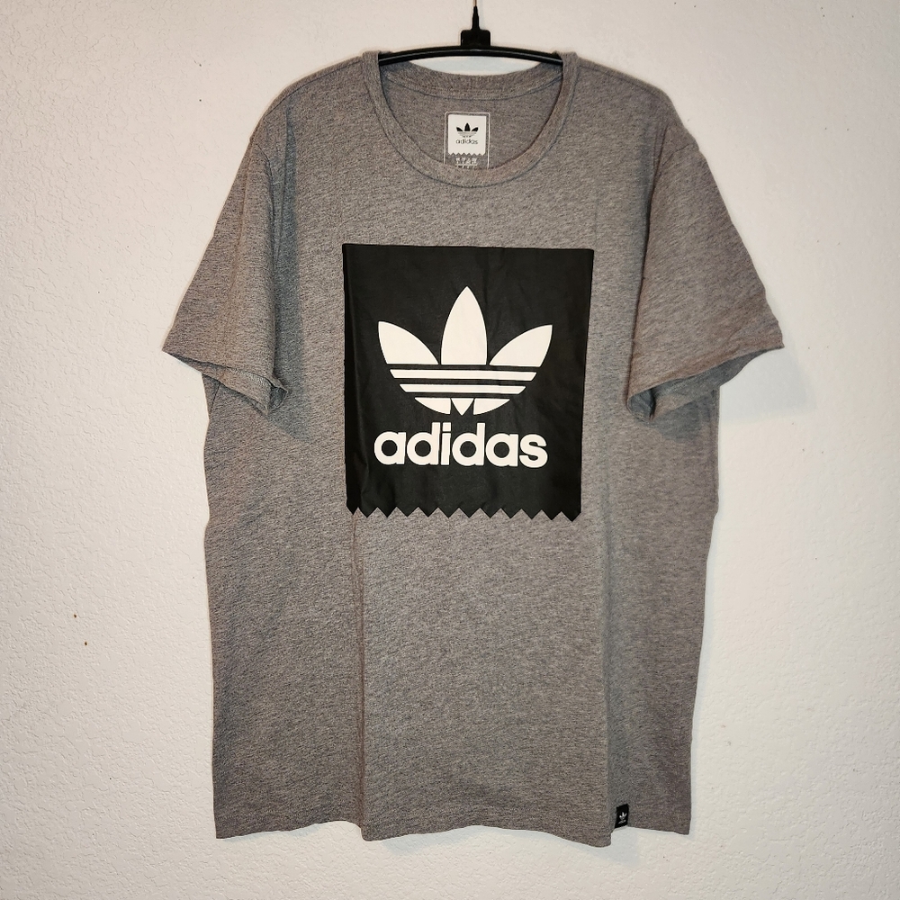 Adidas Men's Gray Short Sleeve T-Shirt, Size L
